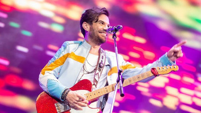 Şarkıcı Kenan Doğulu'dan, 'Koronavirüs testi pozitif çıkmasına rağmen konsere çıktı' iddiasını yanıt