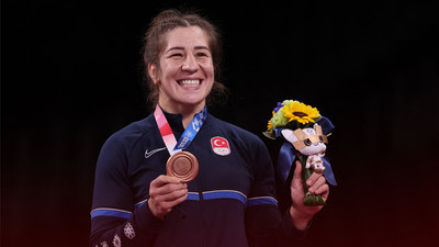 TRT spikerinden milli sporcuya skandal ifade 