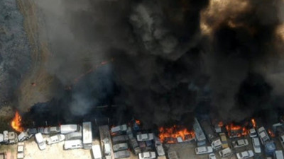 Yediemin otoparkında yangın çıktı, araçlar tek tek patladı