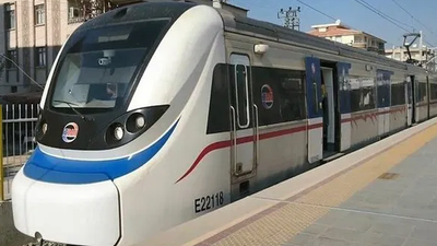 Yük treni raydan çıktı: İZBAN seferlerinde aksama yaşanıyor