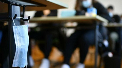 14 öğretmen 34 öğrenci koronavirüse yakalandı, 32 sınıf kapatıldı