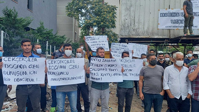 Kağıt toplayıcılığı yapan ataması yapılmayan öğretmen valiliğe isyan etti