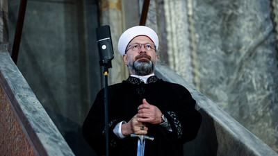 Ali Erbaş'a büyük tepki: Maşa olmaktan vazgeç, görevini yap