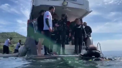 CHP'li milletvekili Şevkin, denizin altında müsilaj avına çıktı