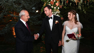 CHP lideri Kılıçdaroğlu, Cenap ve Victoria çiftinin mutluluğuna ortak oldu