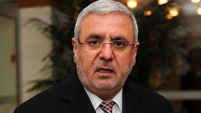 Eski AKP milletvekilinden ordunun siyasallaşmasına tepki