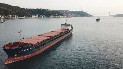 İstanbul Boğazı'nda 2 kuru yük gemisi çarpıştı