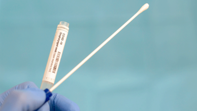 Koronavirüs kitlerinde peşkeş ve yağma