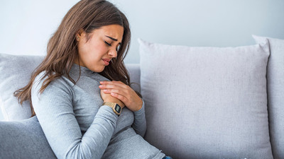 Koronavirüs sonrası çarpıntı ve göğüs ağrısına dikkat