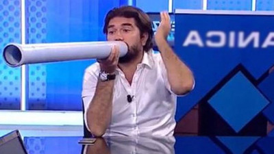 Menajerinden Rasim Ozan Kütahyalı'ya zehir zemberek sözler... 'Hesaplar hacklendi' dediler