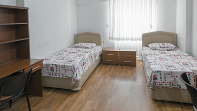 Öğrencilerin yurt sorununa sektörden açıklama