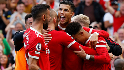 Ronaldo, Old Trafford'a harika döndü