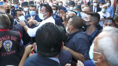 Zafer Yürüyüşü'nde MHP'li vekilin koruması kavga çıkardı