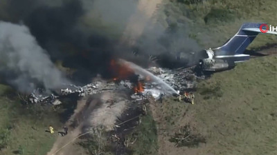 ABD'de 21 kişiyi taşıyan uçak düştü