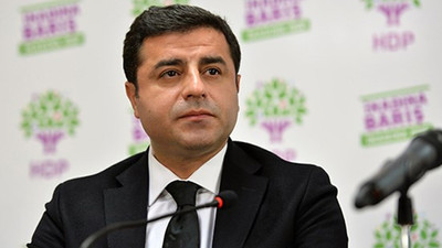 Demirtaş'tan 'demokrasi' yazısı