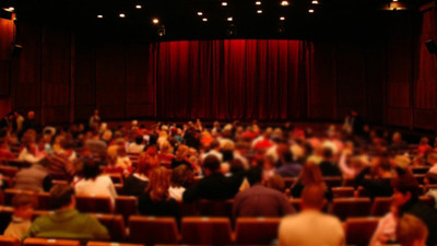 İBB Şehir Tiyatroları Kasım ayında 1'i yeni, 28 oyunla seyirciyle buluşuyor