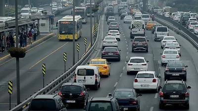 İstanbul Valiliği, yarın trafiğe kapalı olacak yolları açıkladı