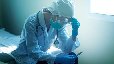 Koronavirüs nedeniyle bir sağlık çalışanı daha vefat etti