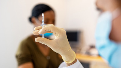 Pfizer-BioNTech aşısının 3. dozu hakkında flaş karar