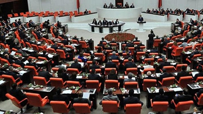 Yeni yasama yılının ilk dokunulmazlık fezlekeleri sunuldu