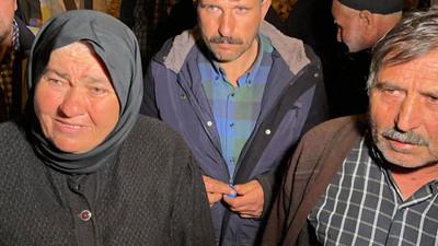 Depremde evi hasar gören vatandaş: Hiç bir şeyim kalmamış