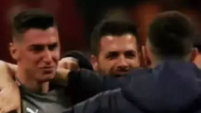 Derbi bitti, gözyaşlarına hakim olamadı