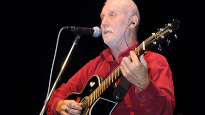 İlhan Şeşen, kendisine 'Türkiye'de özgürlük var mı?' diye sordu 'evet var' diye cevapladı