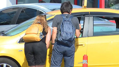 İstanbul'da taksicilerden yüzde 100 zam talebi