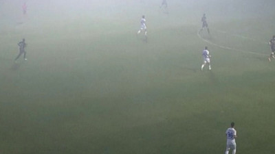 İstanbulspor-Menemenspor mücadelesi yoğun sis nedeniyle tatil edildi