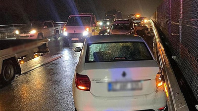 TEM otoyolunda kaza: 9 araç birbirine girdi