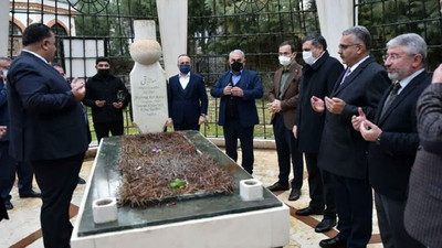 Vali ile AKP’li vekiller vatan haini İskilipli Atıf’ın bu kez de mezarını ziyaret etti