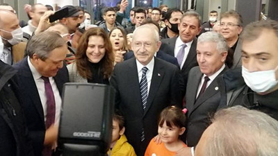 CHP lideri Kılıçdaroğlu'na sürpriz kutlama