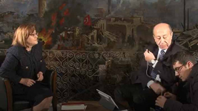 Habertürk yazarı Muharrem Sarıkaya'dan canlı yayında skandal hareketler: Çalışanı tokatladı