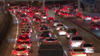 İstanbul'da trafik durma noktasına geldi