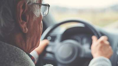 72 yıldır ehliyetsiz araç kullanıyordu: İlk kez polise yakalandı