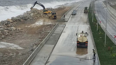 Açılışı yapılacak yol yerle bir olmuştu: Erdoğan'ın ziyareti ertelendi