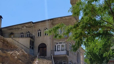 AKP'li belediyeden lüks konut için 70 yıllık camiyi yıkma kararı