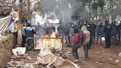 Atık kağıt işçilerine operasyon! Arabalarına el konuldu