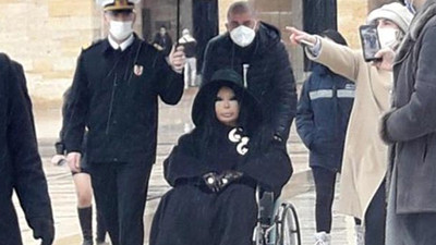 Bülent Ersoy'un tepki çeken görüntülerine inceleme