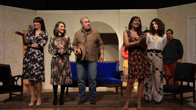 Çamlıca’nın Üç Gülü tiyatro oyunu, Kartal’da tiyatroseverler ile buluştu