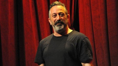 Cem Yılmaz'dan gösterisine gelen eleştirilere yanıt: Cem bitmiş