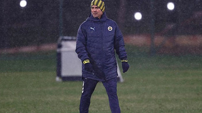 Fenerbahçe'nin yeni teknik direktörü İsmail Kartal: Futbolun basit oynanması taraftarıyım