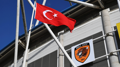 Hull City stadyumunda Türk bayrağı