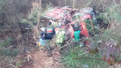 Kazaya giderken kaza yaptılar: 4 itfaiye görevlisi yaşamını yitirdi