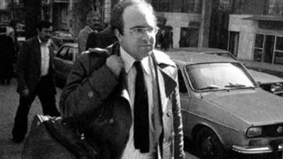 Mumcu'yu dostları anlatıyor: Arabamın kontak anahtarını çevirmeden onlar dışarı çıkmasınlar