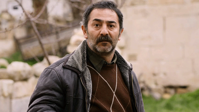 Ünlü oyuncu Ayberk Pekcan hayatını kaybetti