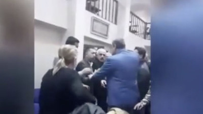 AKP'li meclis üyeleri arasında 'denetleme' gerginliği