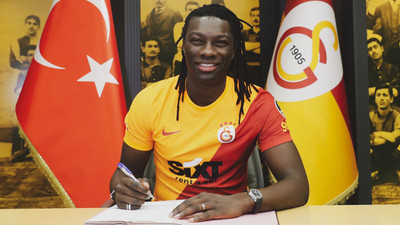 Bafetimbi Gomis resmen Galatasaray'da