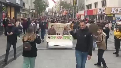 CHP Gençlik Kolları'ndan sıra dışı akaryakıt protestosu: 'Taş Devri' arabasıyla gezdiler