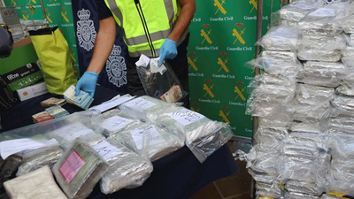 Ekvador’dan Türkiye’ye gidecek konteynerde kokain bulundu 